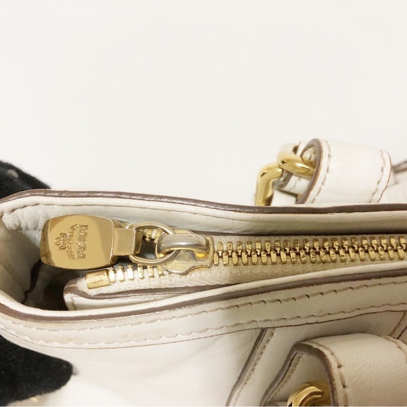 Authentic MCM Beige/White Leather Handbag Shoulder Bag With Adjustable Strap - Picture 7 of 16
